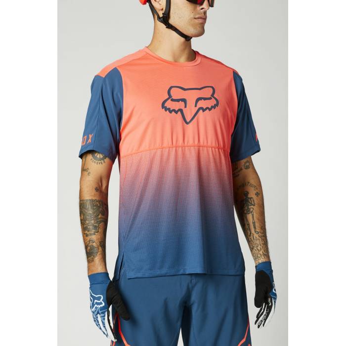 FOX MTB Jersey Flexair | kurzarm | schwarz weiß | 27302-050 FOX MTB Jersey Flexair | kurzarm | schwarz weiß | 27302-050